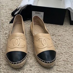 Chanel Lambskin Tan And Black Espadrilles Size 36